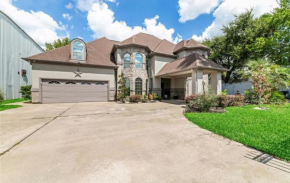 The N-E-G Mini Mansion of HOUSTON DOWNTOWN